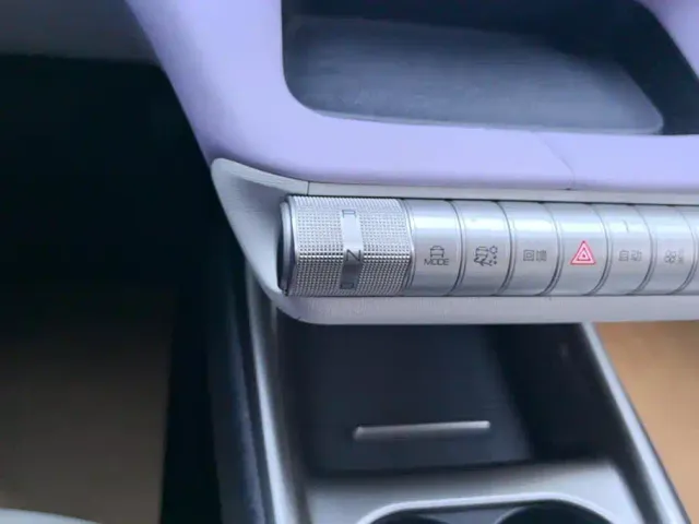 BYD Dolphin — Фото автомобиля 16