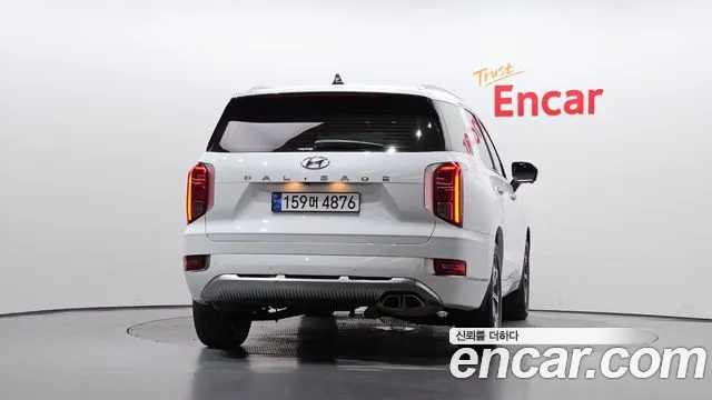 Hyundai Palisade Palisade Дизель 2.2 2WD — Фото автомобиля 4