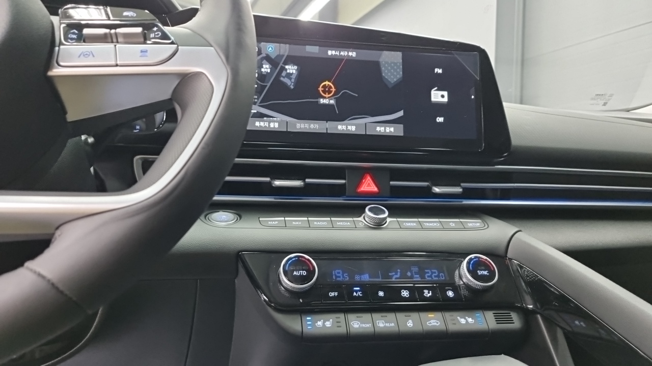 Hyundai Avante CN7 — Фото автомобиля 14
