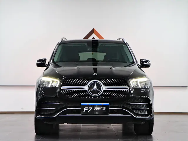Mercedes-Benz GLE-Class — Фото автомобиля 2