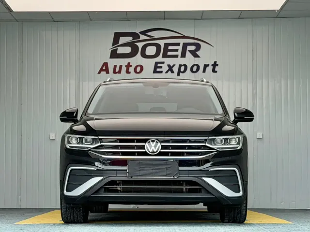 Volkswagen Tiguan L — Фото автомобиля 2