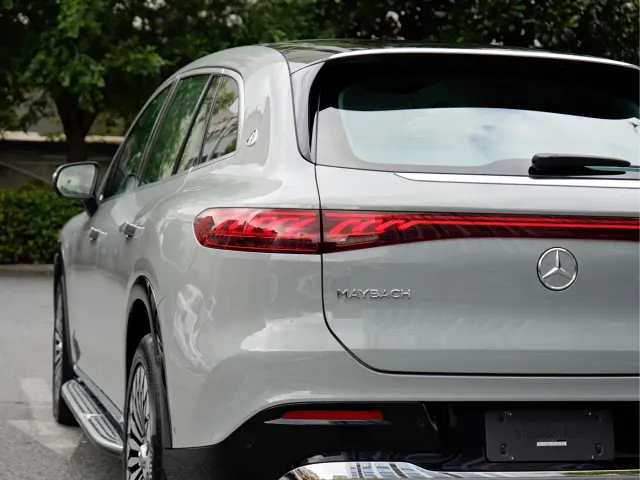 Mercedes-Benz Maybach EQS SUV — Фото автомобиля 6