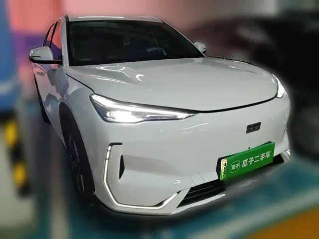Geely Galaxy E5 — Фото автомобиля 23