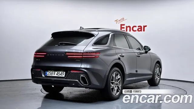 Genesis GV70 2.5T Бензин AWD — Фото автомобиля 2