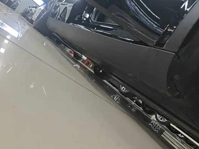 Tesla Model Y — Фото автомобиля 20