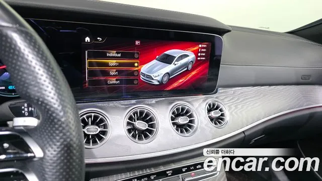 Mercedes-Benz CLS-Class — Фото автомобиля 13