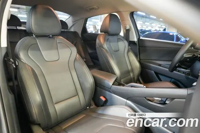 Hyundai AVANTE Новый Avante (CN7) — Фото автомобиля 17