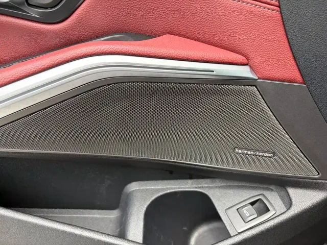 BMW 3 Series — Фото автомобиля 9