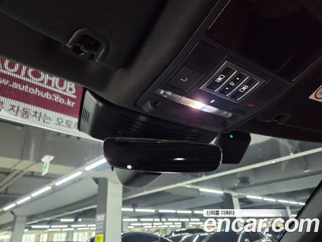 Land Rover Discovery — Фото автомобиля 18