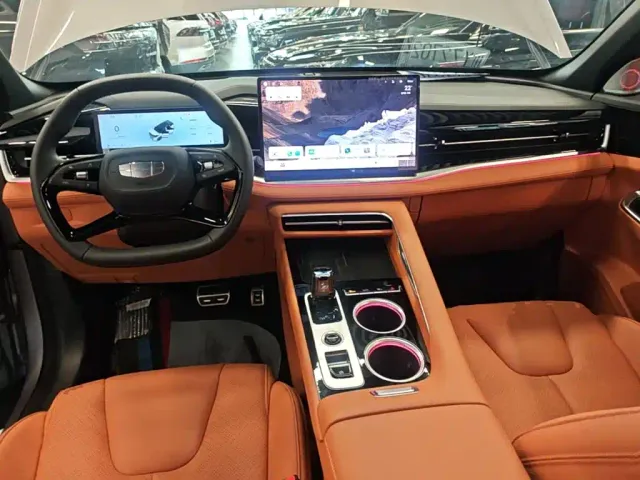 Geely Boyue — Фото автомобиля 9