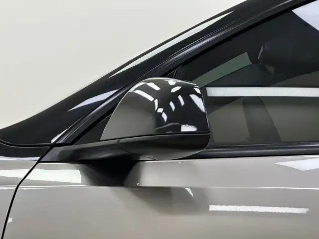 Tesla Model Y — Фото автомобиля 26