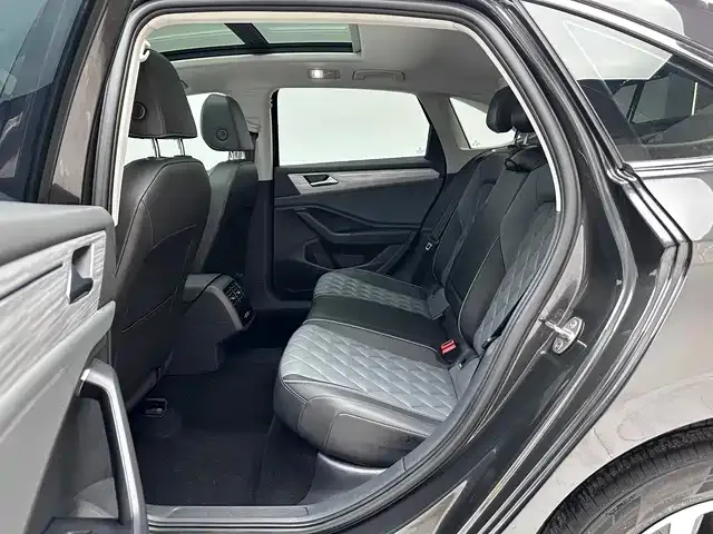 Volkswagen Sagitar — Фото автомобиля 11