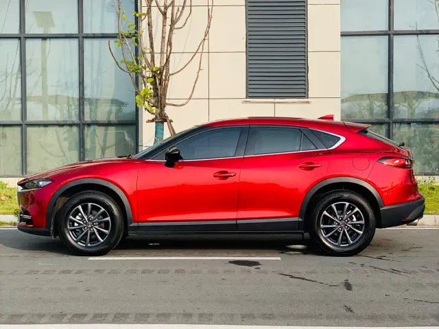 Mazda Mazda CX-4 2021 2.0L Auto FWD Skyactiv Vitality Edition — Фото автомобиля 4