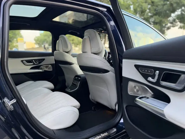 Mercedes-Benz E-Class — Фото автомобиля 10