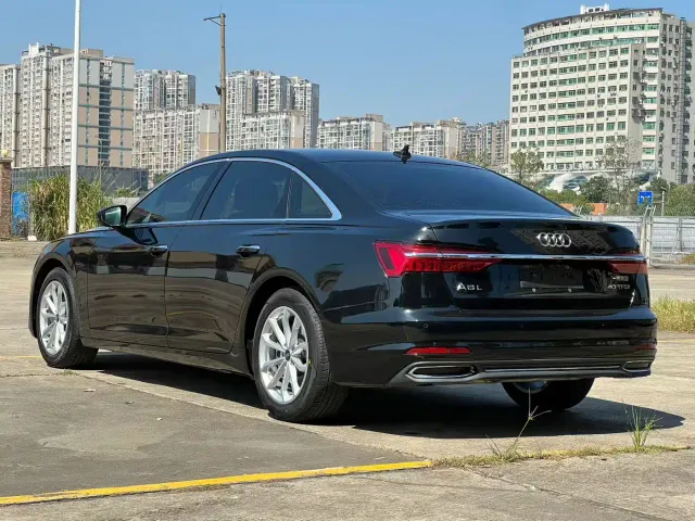 Audi A6L — Фото автомобиля 7
