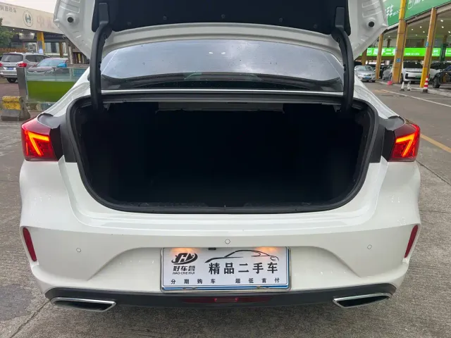 Changan Eado — Фото автомобиля 17