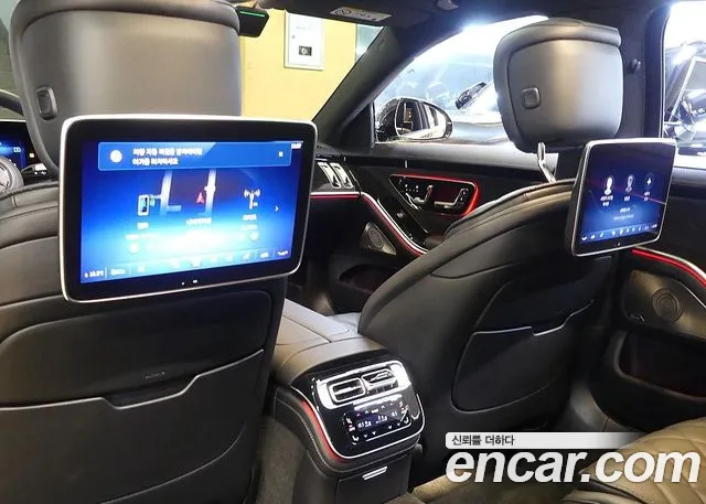 Mercedes-Benz S-Class — Фото автомобиля 18