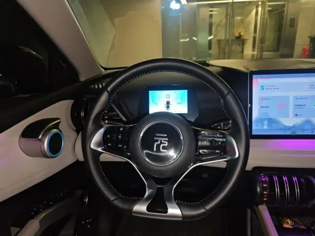 BYD Yuan PLUS — Фото автомобиля 11