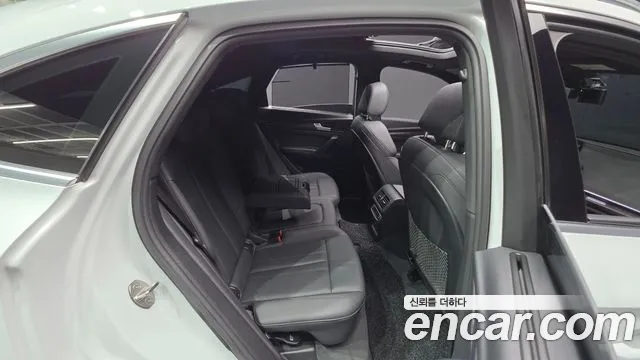Audi Q5 FY — Фото автомобиля 17