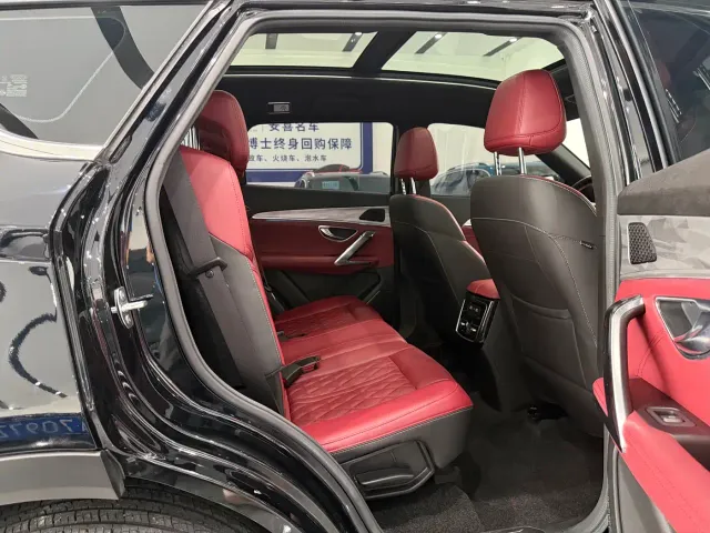Jetour X70 Plus — Фото автомобиля 11