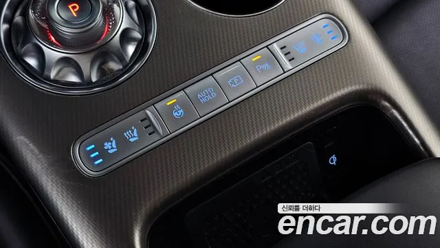 Genesis GV60 — Фото автомобиля 15