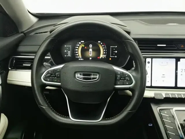 Geely Boyue — Фото автомобиля 11