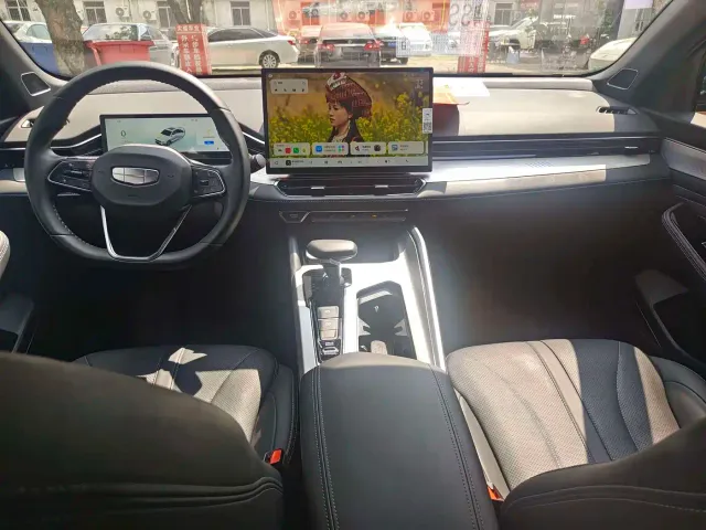 Geely Xingrui — Фото автомобиля 6