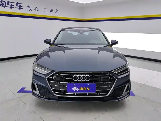 Audi A7L — Фото автомобиля 2