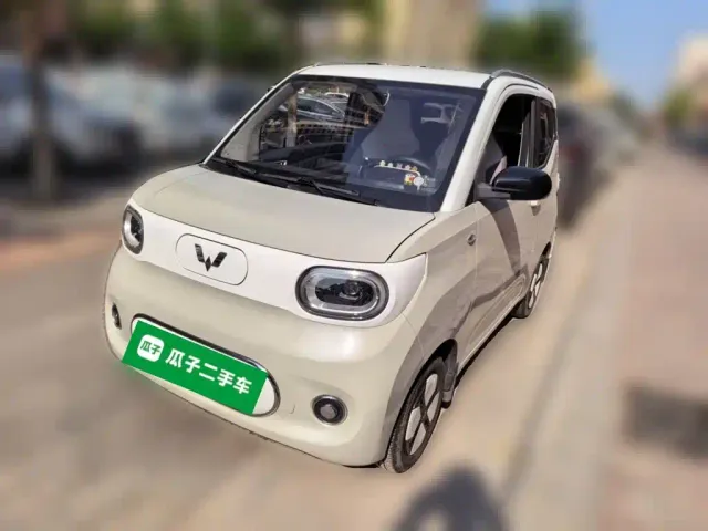 Фотография автомобиля — Wuling Hongguang Mini EV