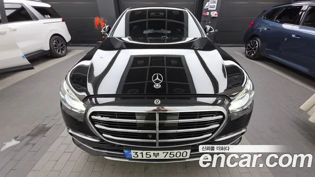 Mercedes-Benz S-Class S-класс W223 — Фото автомобиля 25