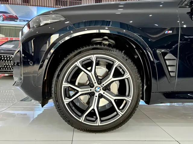 BMW X5 — Фото автомобиля 24