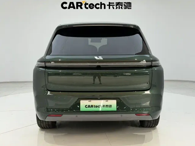 Li Auto L8 — Фото автомобиля 5