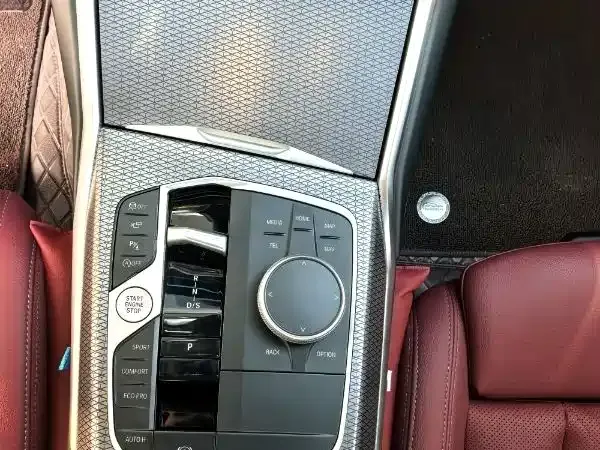 BMW 3 Series — Фото автомобиля 9