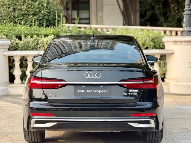 Audi A6L — Фото автомобиля 5