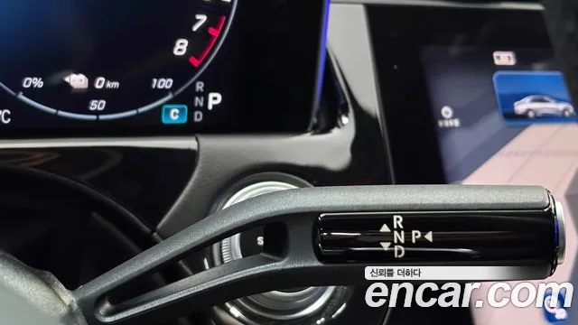 Mercedes-Benz E-Class — Фото автомобиля 9