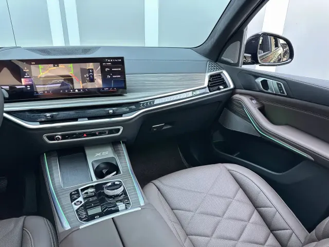BMW X5 — Фото автомобиля 12