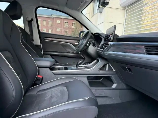Haval Haval H6 2023 National Trend Edition 1.5T Automatic Urban — Фото автомобиля 8