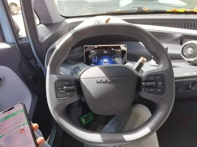 Wuling NanoEV — Фото автомобиля 10