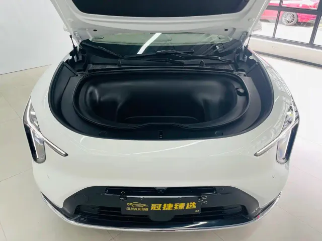 IM Motors LS6 — Фото автомобиля 2