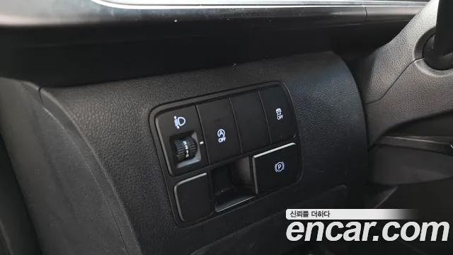 Hyundai Staria Staria Карго 3 места — Фото автомобиля 15