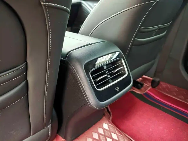 Chery Arrizo 8 — Фото автомобиля 12