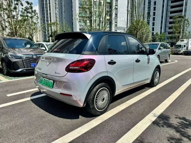 Wuling Bingo — Фото автомобиля 7