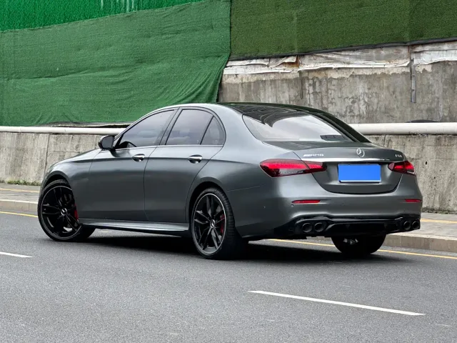 Mercedes-Benz E-Class AMG — Фото автомобиля 21