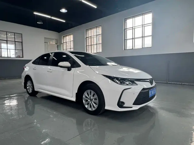 Toyota Corolla — Фото автомобиля 8
