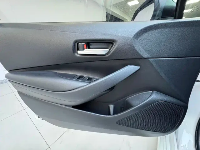 Toyota Corolla — Фото автомобиля 16