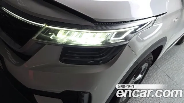 Kia Seltos Seltos Бензин 1.6 турбо 2WD — Фото автомобиля 22