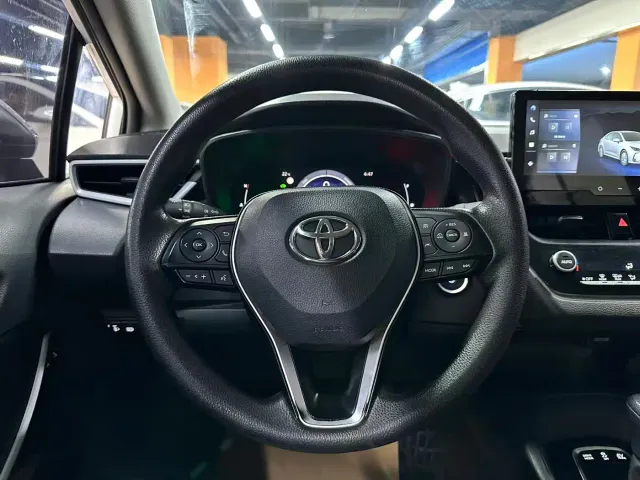 Toyota Corolla — Фото автомобиля 9