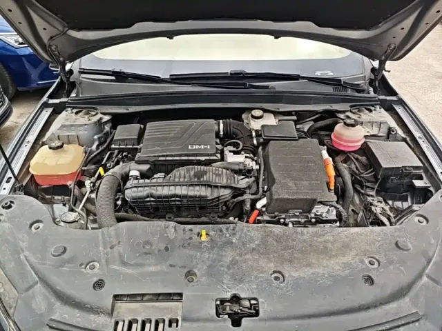 BYD Qin PLUS — Фото автомобиля 19