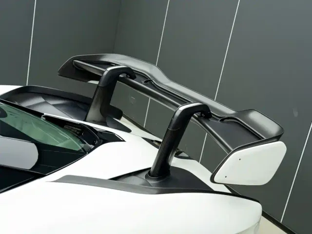 McLaren Senna — Фото автомобиля 6