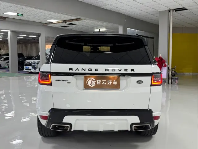 Land Rover Range Rover Sport — Фото автомобиля 8